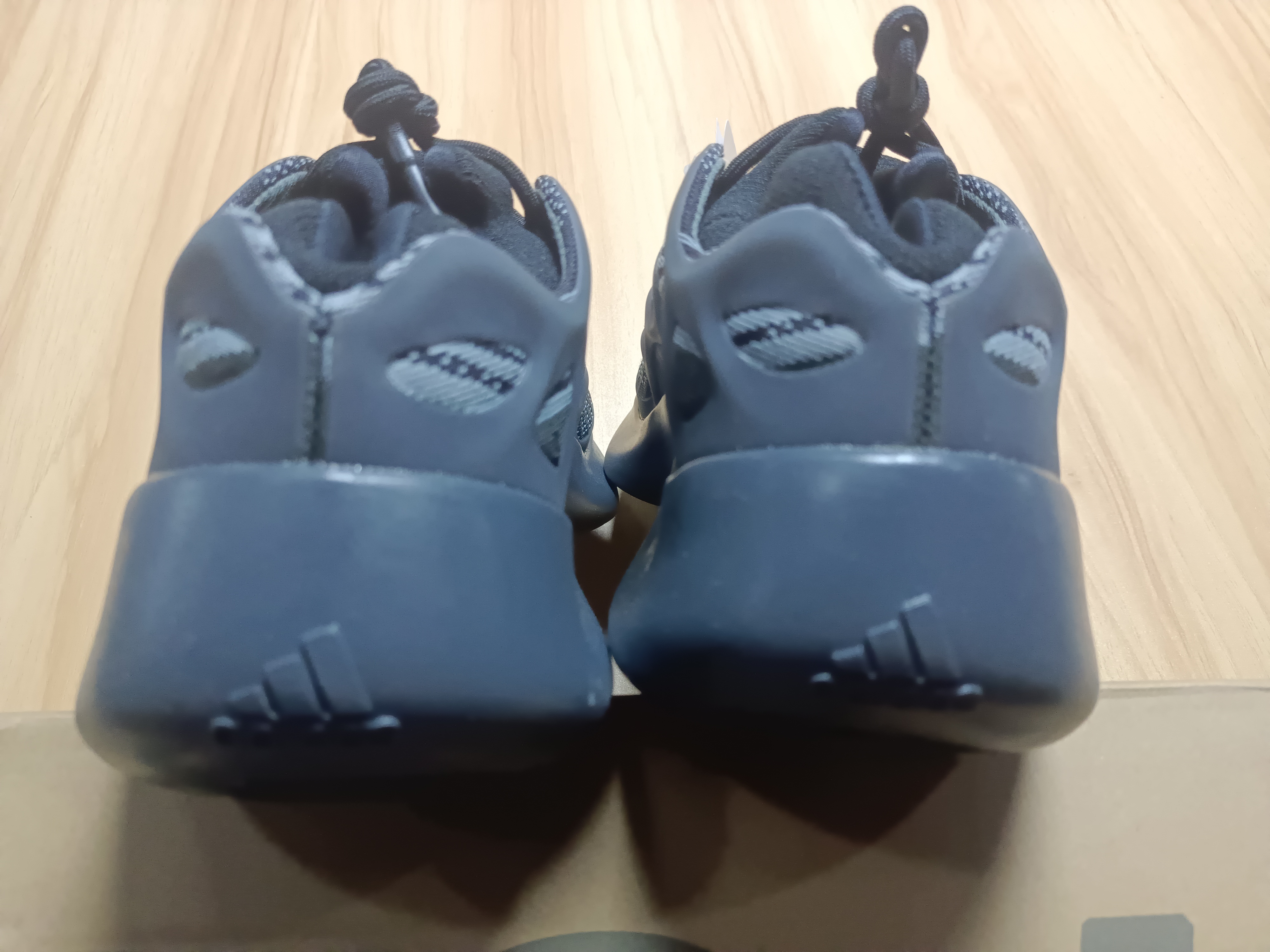 BF Batch  Adidas Yeezy Yeezy Boost 700 V3 -7