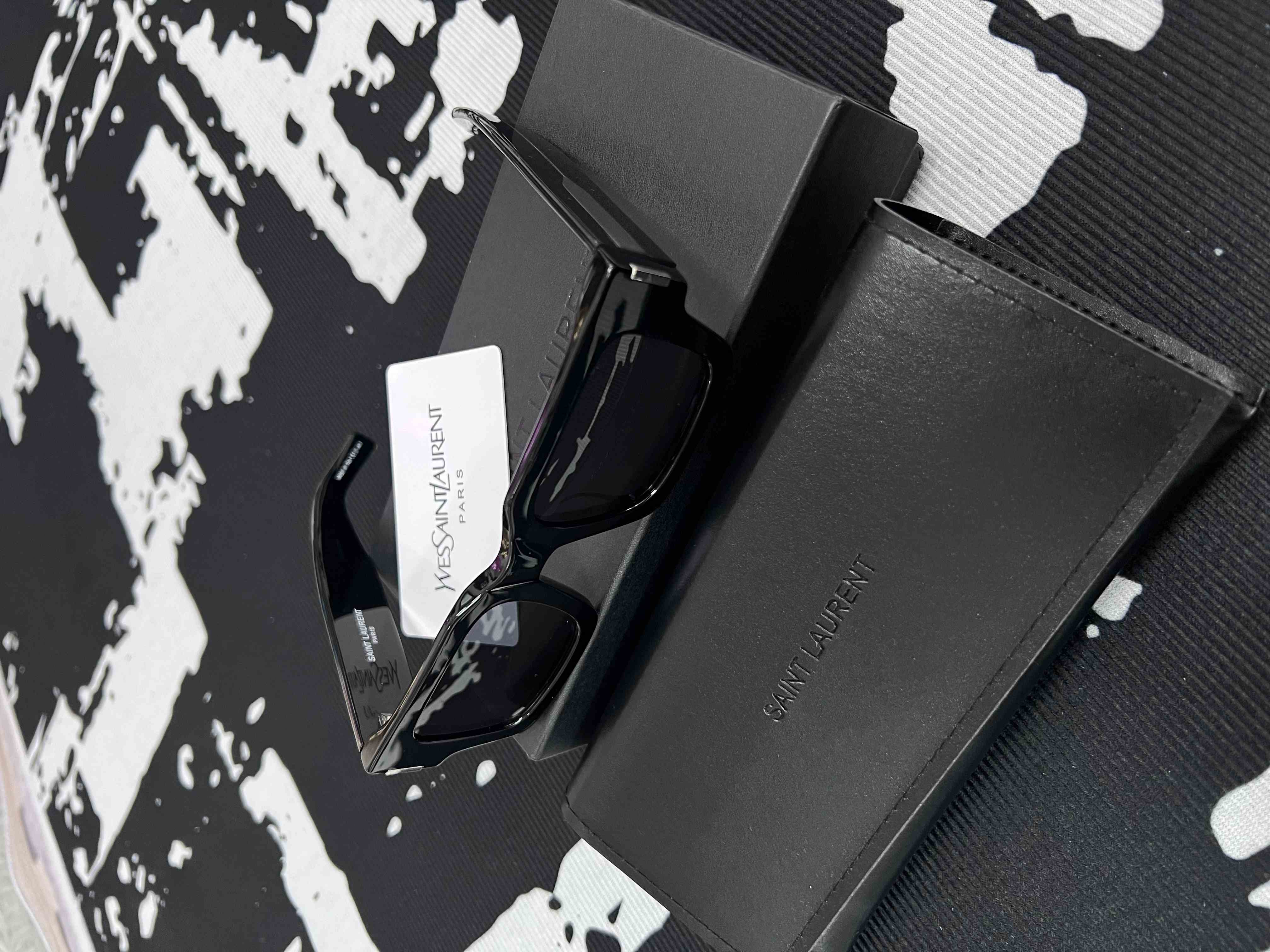 “Spring 2026’s Best Fits Are the Ones That Don’t Try Too Hard”(图4) 4.jpg